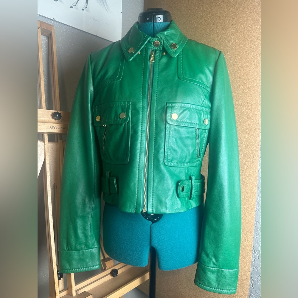 Women’s leather jacket
